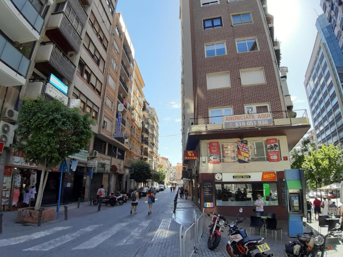 Apartamento Grande-Centro Barrio Playa 阿利坎特 外观 照片